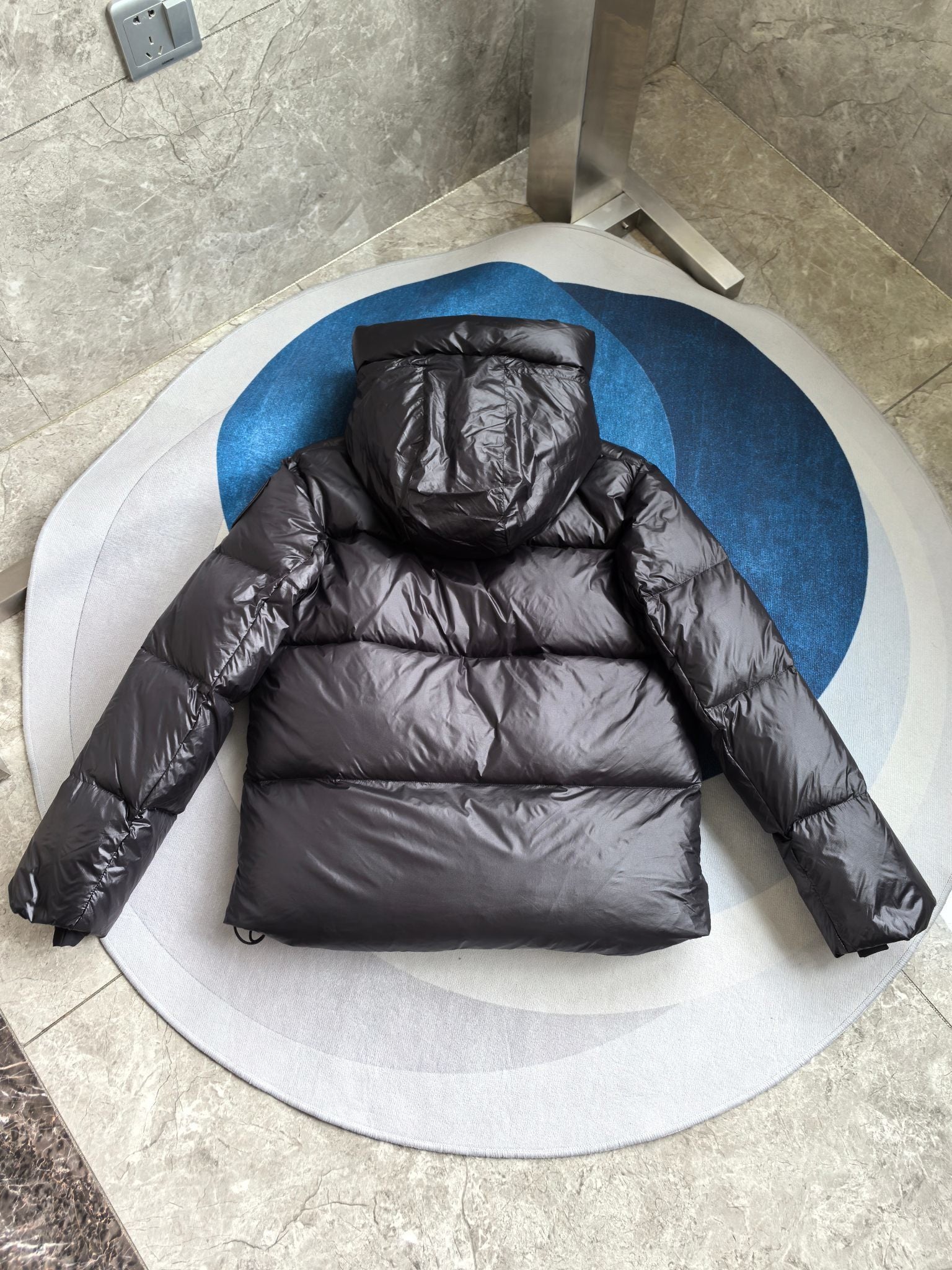 Glossy Down Jacket